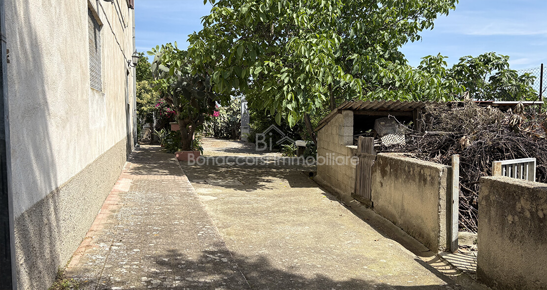 VILLA CON GIARDINO - Foto #20