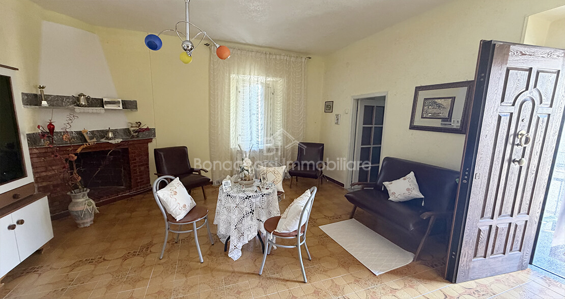 PALAZZINA  NEL CENTRO STORICO - Foto #12
