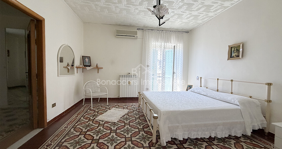 PALAZZINA  NEL CENTRO STORICO - Foto #16