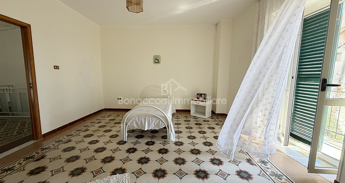 PALAZZINA  NEL CENTRO STORICO - Foto #19