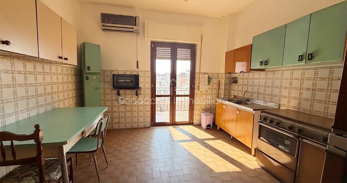 APPARTAMENTO IN VENDITA CON GARAGE - Foto #5
