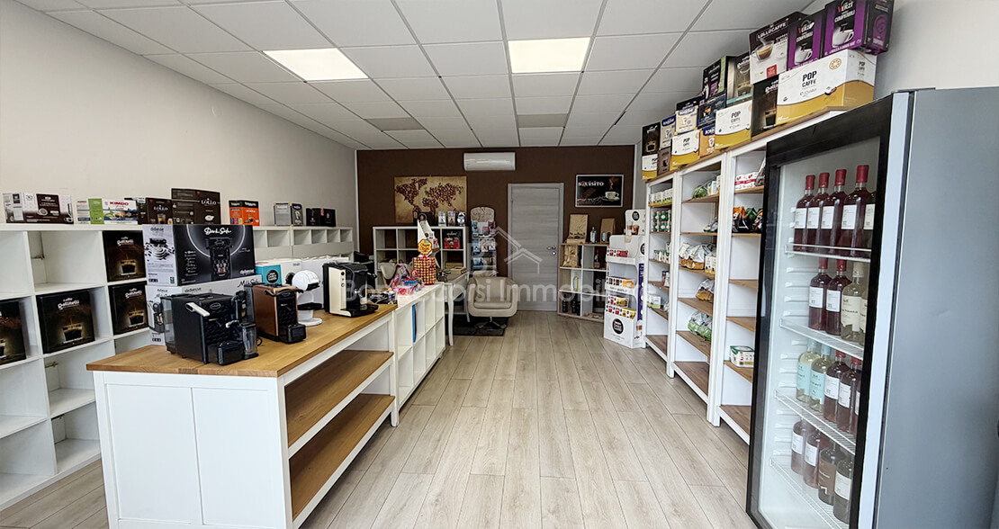 ATTIVITA' COMMERCIALE - Foto #5